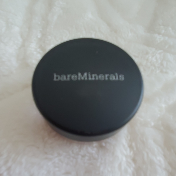 bareMinerals FOUNDATION